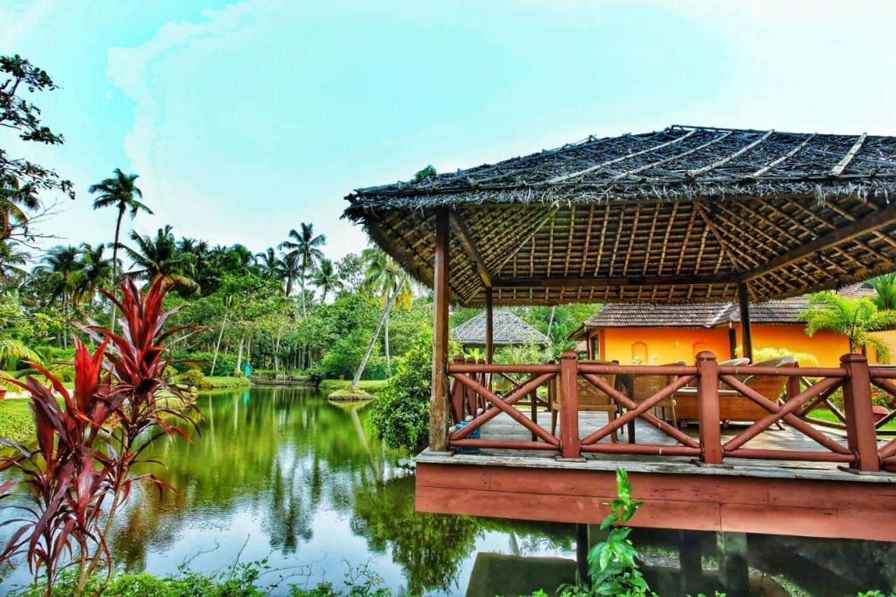 Ameya Kerala Hotel Alappuzha Exterior photo